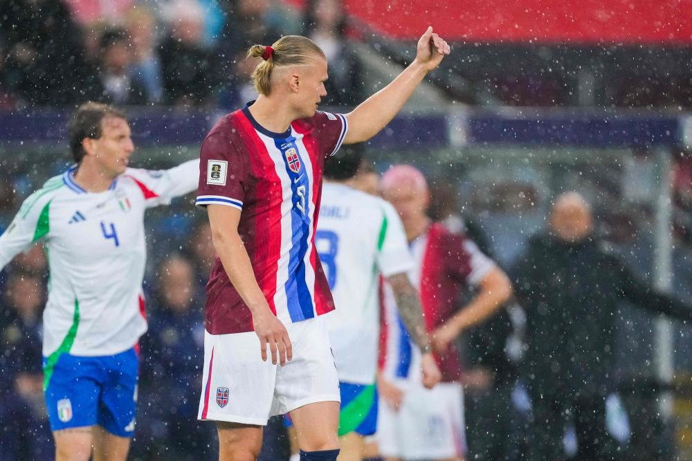 北青：邵佳一已成国足新帅主要候选人之一